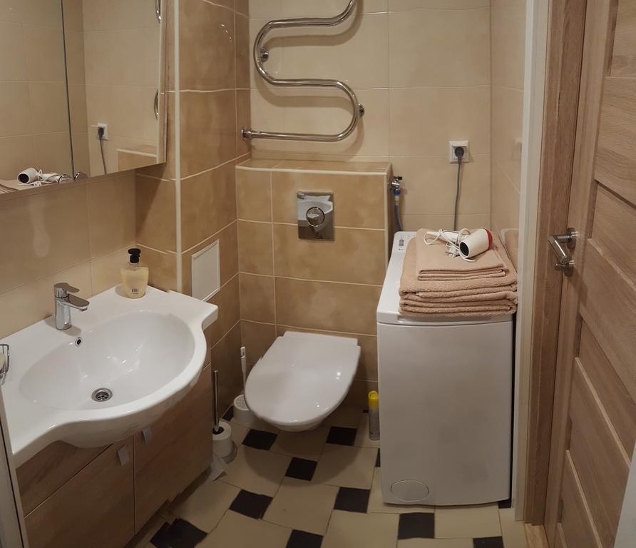 Lux Apartment Pärnu Buitenkant foto